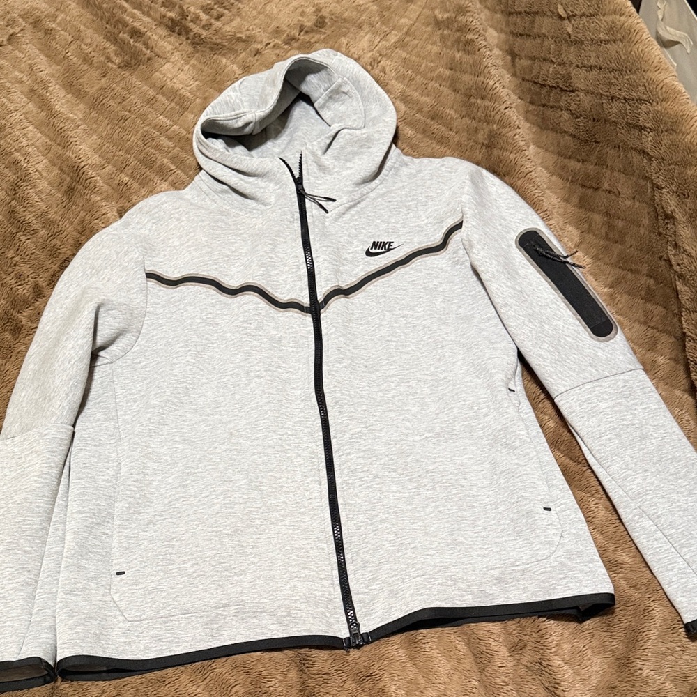 Men’s Nike Sportswear Tech Fleece
Windrunner